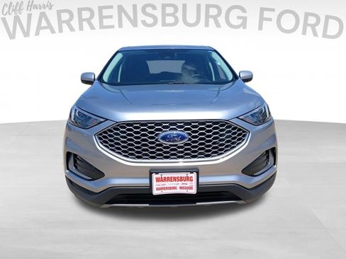 Used 2023 Ford Edge SEL image 8
