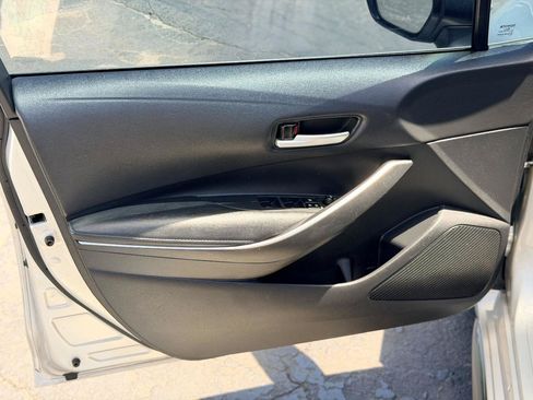 Used 2021 Toyota Corolla SE FWD image 29