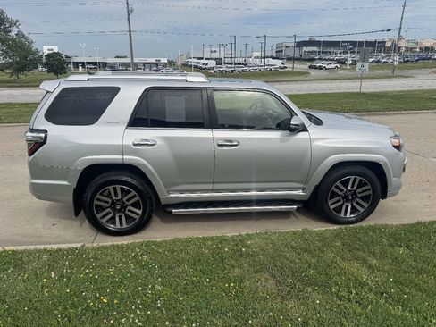 Used 2014 Toyota 4Runner Trail Premium AWD/4WD image 6