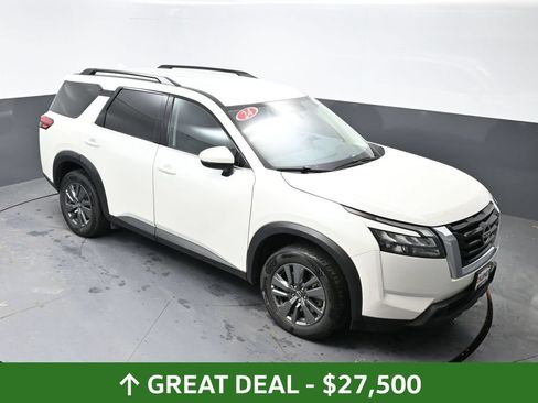 Used 2024 Nissan Pathfinder SV AWD/4WD image 46