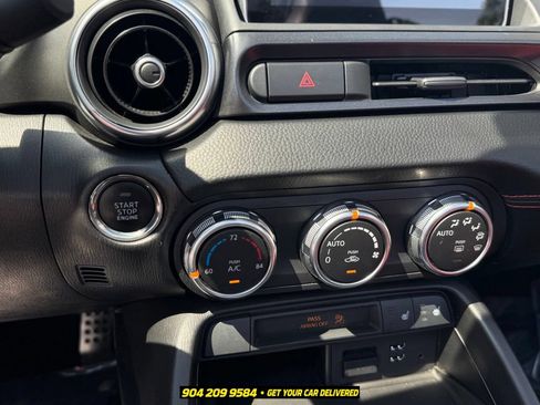 Used 2017 FIAT 124 Spider Abarth RWD image 22