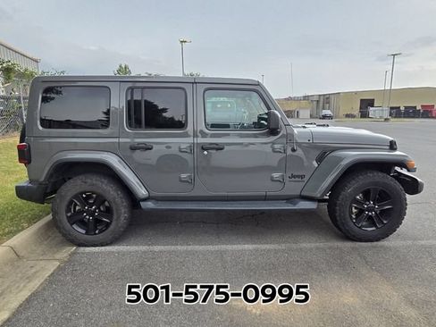 Used 2020 Jeep Wrangler Unlimited Sahara AWD/4WD image 6