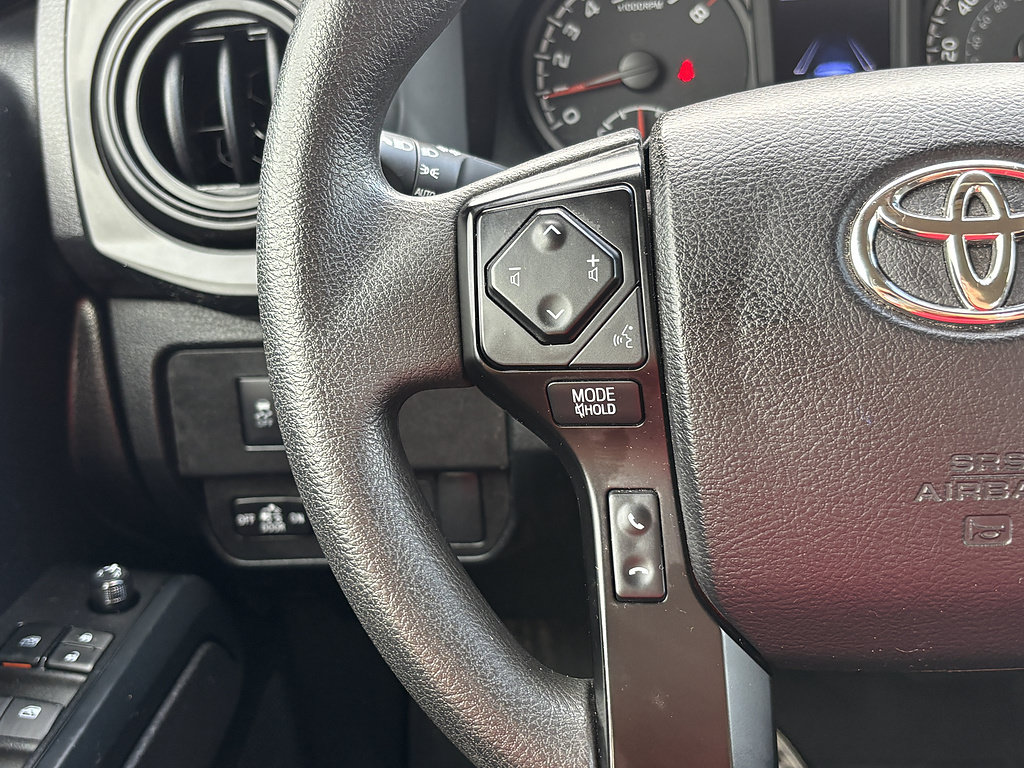 Used 2021 Toyota Tacoma SR AWD/4WD image 15
