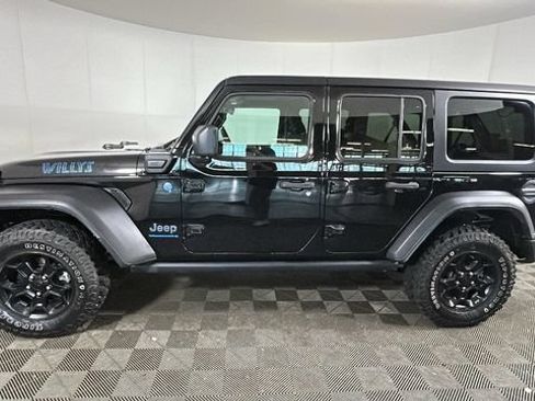 Used 2023 Jeep Wrangler Unlimited AWD/4WD image 5