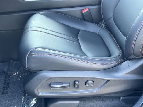 Used 2025 Honda Pilot TrailSport image 15