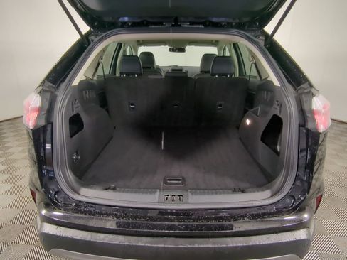 Certified 2024 Ford Edge SEL image 8