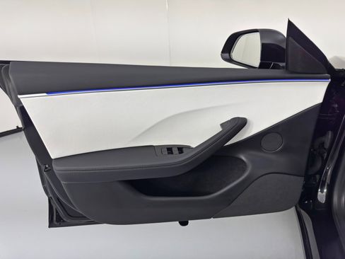 Used 2024 Tesla Model 3 Performance image 47