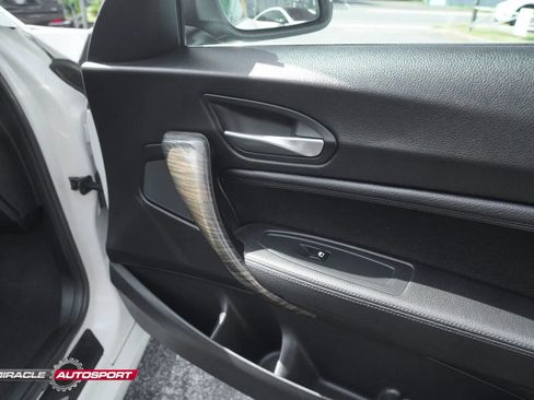 Used 2017 BMW 230i xDrive Convertible image 21