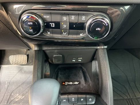 Used 2024 Chevrolet TrailBlazer RS w/ Convenience Package image 28