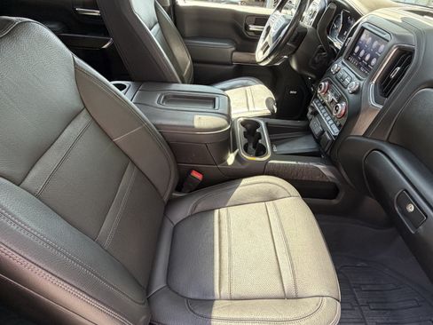 Used 2022 GMC Sierra 3500 Denali AWD/4WD image 43