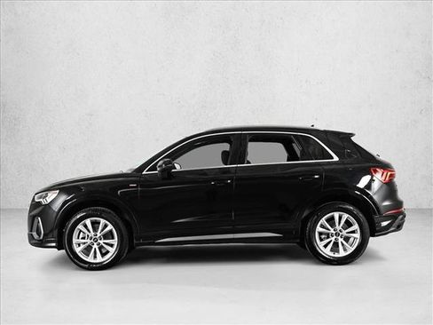 Certified 2025 Audi Q3 2.0T Premium w/ Convenience Package image 9
