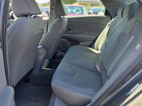 Certified 2024 Hyundai Elantra SEL image 15