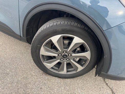 Certified 2023 Ford Escape Platinum image 30