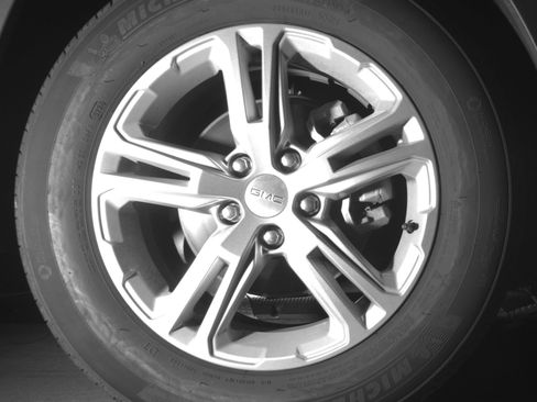 Used 2024 GMC Terrain SLE FWD image 13