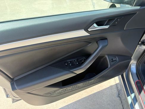 Used 2019 Volkswagen Jetta S w/ Driver Assistance Package FWD image 10