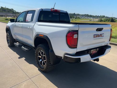 Used 2024 GMC Canyon AT4X AWD/4WD image 7