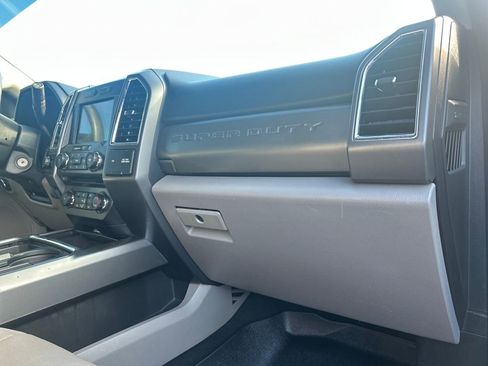 Used 2018 Ford F250 XLT w/ XLT Premium Package image 13