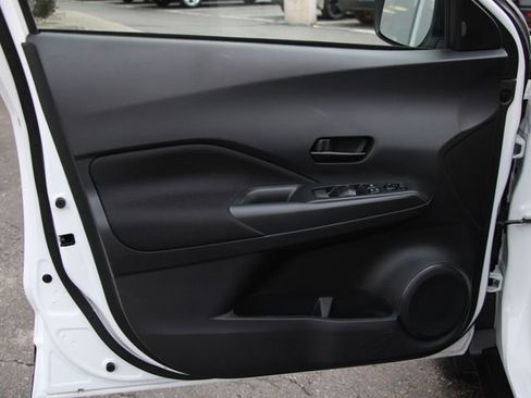 Certified 2025 Nissan Kicks Play S FWD image 13