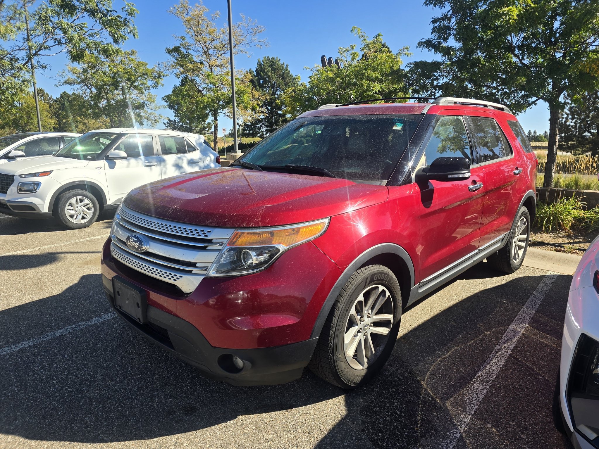 Used 2013 Ford Explorer XLT AWD/4WD image 1