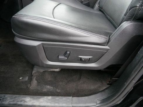 Used 2017 RAM 1500 Sport w/ Black Ram 1500 Sport Group image 8