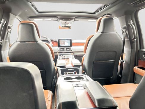 Used 2021 Lincoln Navigator Reserve w/ Equipment Group 208A AWD/4WD image 44