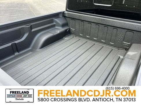 New 2025 Jeep Gladiator Mojave w/ Convenience Group image 8