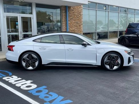 Used 2023 Audi RS e-tron GT w/ Ceramic Brake Package AWD/4WD image 22