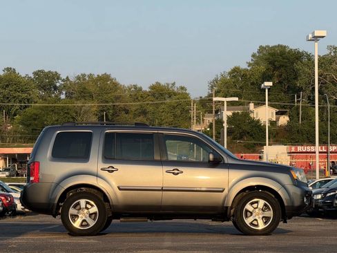 Used 2010 Honda Pilot EX-L image 6