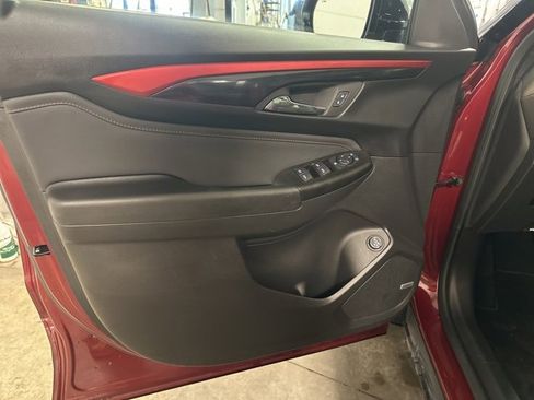 Used 2024 Chevrolet TrailBlazer RS w/ Convenience Package image 9