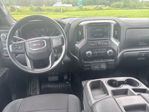 Used 2020 GMC Sierra 2500 4x4 Double Cab w/ Gooseneck/5TH Wheel Package image 4