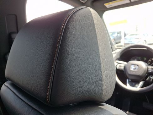 Used 2024 Honda CR-V Sport Touring image 9