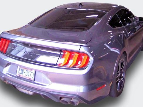 Used 2021 Ford Mustang GT Premium w/ Ford Safe & Smart Package RWD image 3