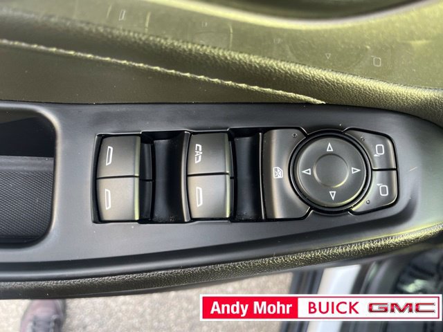 Used 2023 Chevrolet Traverse LT FWD image 22
