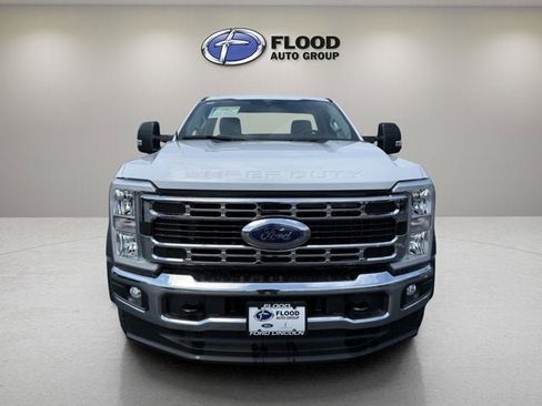New 2026 Ford F550 4x4 Regular Cab Super Duty image 2