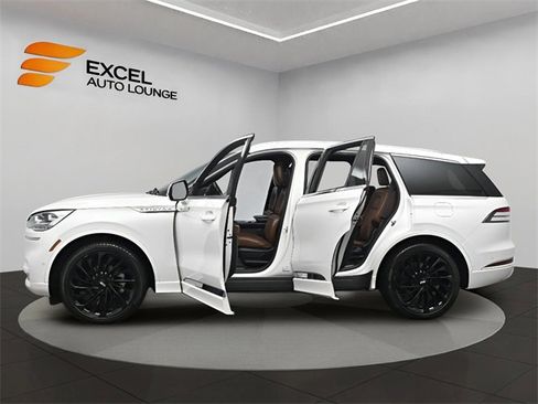 Used 2021 Lincoln Aviator Reserve w/ Equipment Group 210A image 66