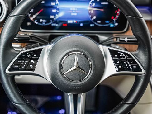 Certified 2024 Mercedes-Benz C 300 Sedan image 16