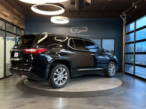 Used 2019 Chevrolet Traverse Premier AWD/4WD image 3