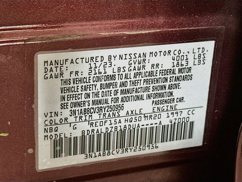 Used 2024 Nissan Sentra SV FWD image 29