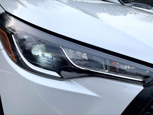 Used 2024 Toyota Corolla Cross L image 25