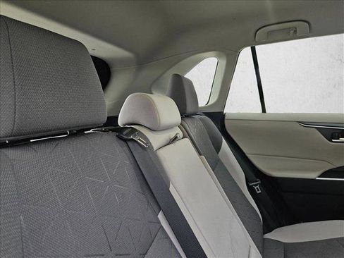 Used 2024 Toyota RAV4 XLE image 22