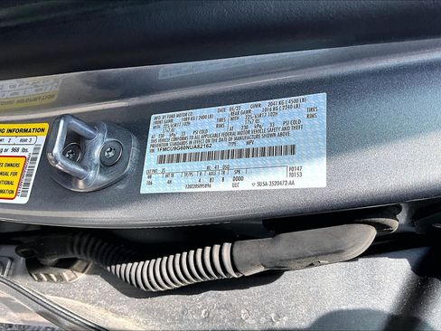 Used 2022 Ford Escape SE w/ Convenience Package image 4