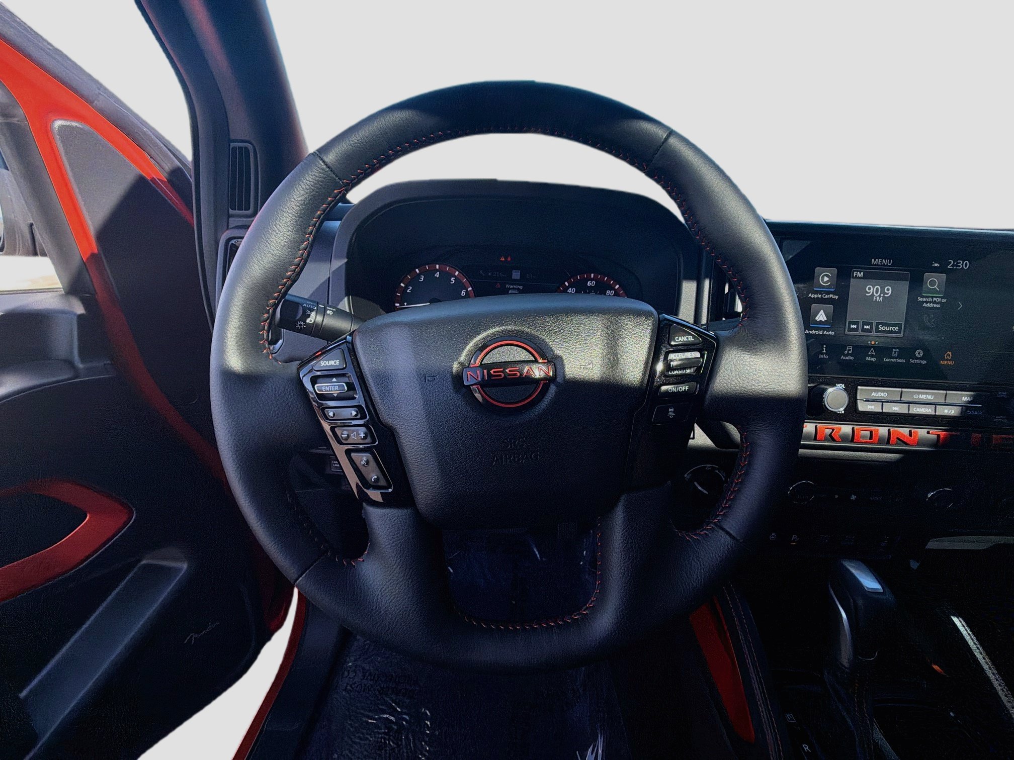 Used 2025 Nissan Frontier PRO-4X w/ Pro Premium Package AWD/4WD image 18