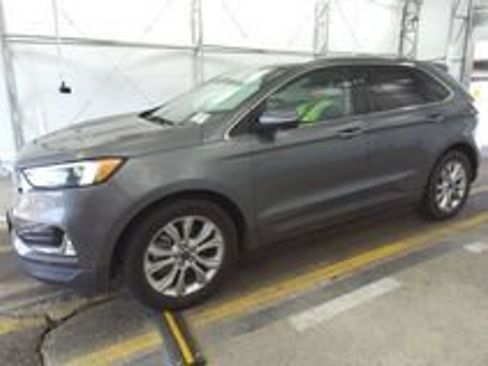 Used 2022 Ford Edge Titanium AWD/4WD image 24