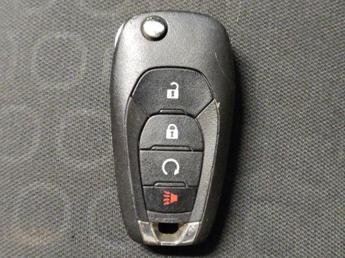 Used 2020 Chevrolet Trax LS w/ Tint and Cruise Package image 32