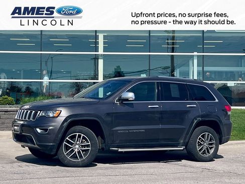 Used 2018 Jeep Grand Cherokee Limited AWD/4WD image 1