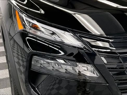 New 2026 Nissan Rogue Dark Armor AWD/4WD image 13