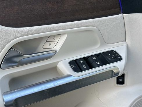 Certified 2022 Mercedes-Benz GLB 250 GLB 250 image 16