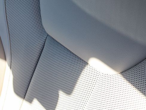 Used 2024 BMW X3 sDrive30i w/ Premium Package image 33