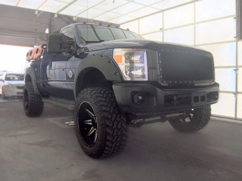 Used 2012 Ford F250 XL w/ PWR Equipment Group AWD/4WD image 3