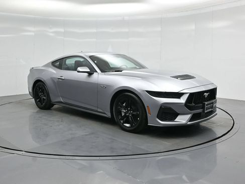Used 2025 Ford Mustang GT RWD image 52